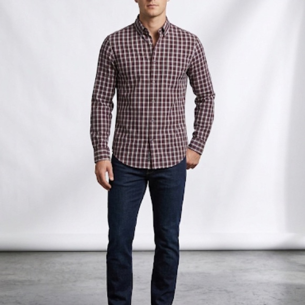 Banana Republic Men's Burgundy and White Plaid Button-Down Shirt